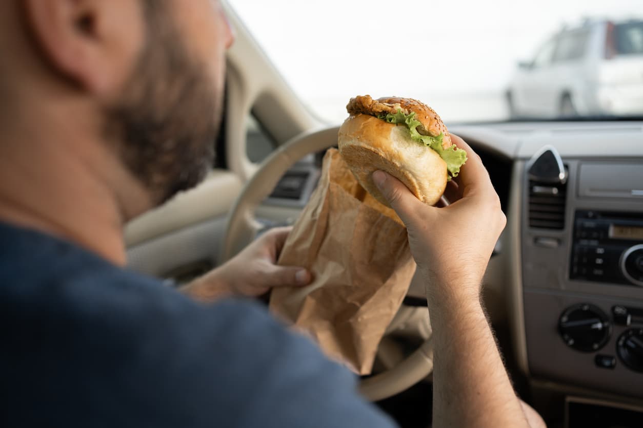 De bedste roadtrip-snacks til din næste køretur
